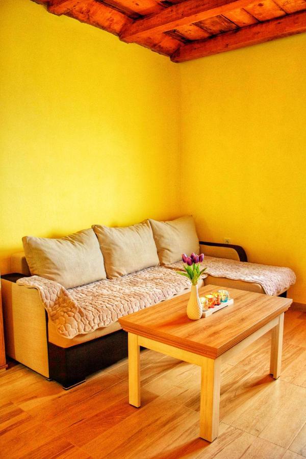 Apartments Stella เวียร์ปาซาร์ ภายนอก รูปภาพ